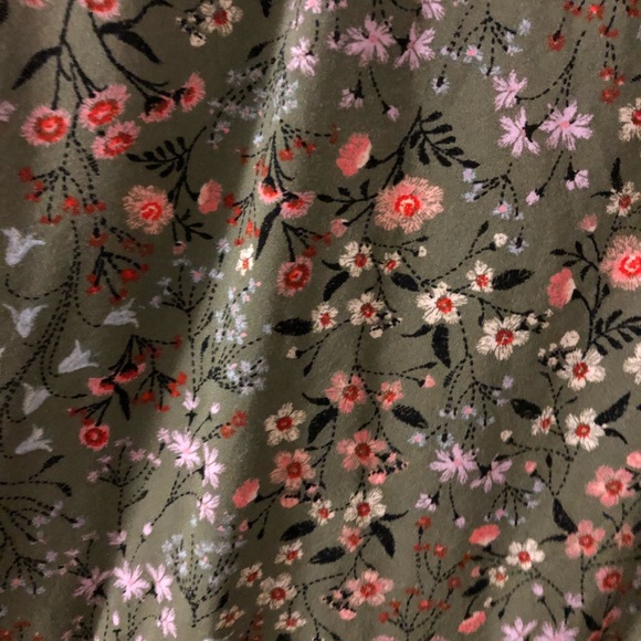 Floral Print Tiered Swing Dress (Plus Size) - Picture 3 of 3